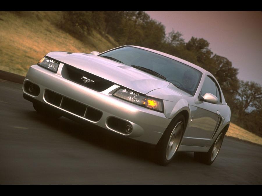  Ford Mustang SVT Cobra 2003 года  (фото 56 из 61)